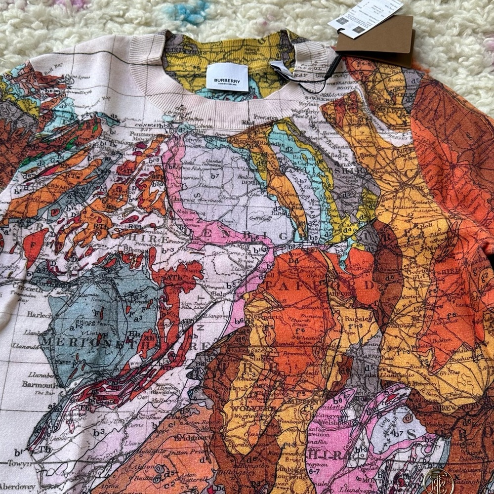 2023 Burberry Primrose Cotton Cashmere Map Print Sweater Cropped NWT - Picture 3 of 10